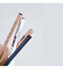 Crayon de papier personnalisé Carré vernis incolore