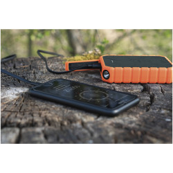 Batterie publicitaire de secours 10 000 mAh 20 W QC3.0 étanche avec torche Xtorm XR201 Xtreme