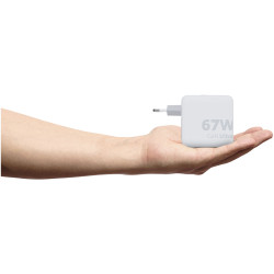 Chargeur publicitaire de voyage Xtorm XVC2067 GaN Ultra de 67 W avec câble USB-C PD de 100 W