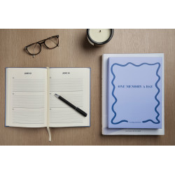 Journal intime publicitaire Vinga One memory a day en papier recyclé GRS Journal intime publicitaire Vinga One memory a day en papier recyclé GRS