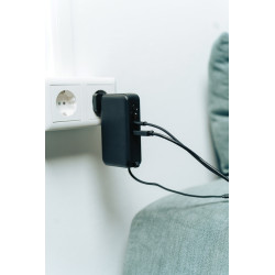 Chargeur publicitaire hybride GaN 65W en PC RCS Urban Vitamin Eureka Chargeur publicitaire hybride GaN 65W en PC RCS Urban Vitamin Eureka