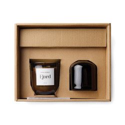 Set publicitaire d'ambiance essence Nordic VINGA Set publicitaire d'ambiance essence Nordic VINGA