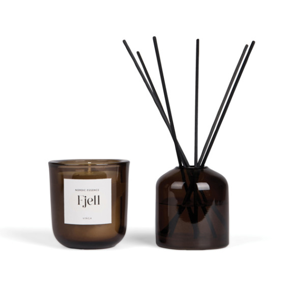 Set publicitaire d'ambiance essence Nordic VINGA Set publicitaire d'ambiance essence Nordic VINGA
