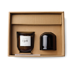 Set publicitaire d'ambiance essence Nordic VINGA Set publicitaire d'ambiance essence Nordic VINGA