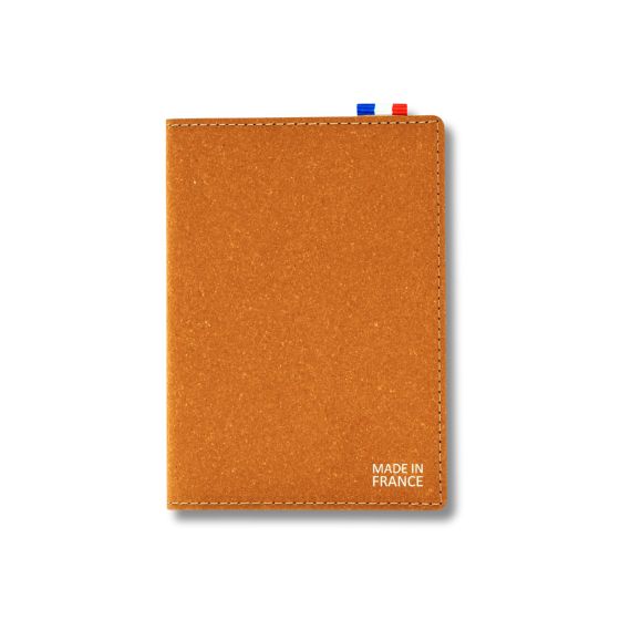 Porte passeport classique personnalisé en cuir recyclé fabriqué en France Porte passeport classique personnalisé en cuir recyclé fabriqué en France