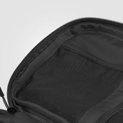 Trousse personnalisable organisatrice de voyage en nylon recyclé 1.5 L Trousse personnalisable organisatrice de voyage en nylon recyclé 1.5 L