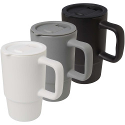 Mug publicitaire Carter en céramique de 450 ml avec couvercle en plastique