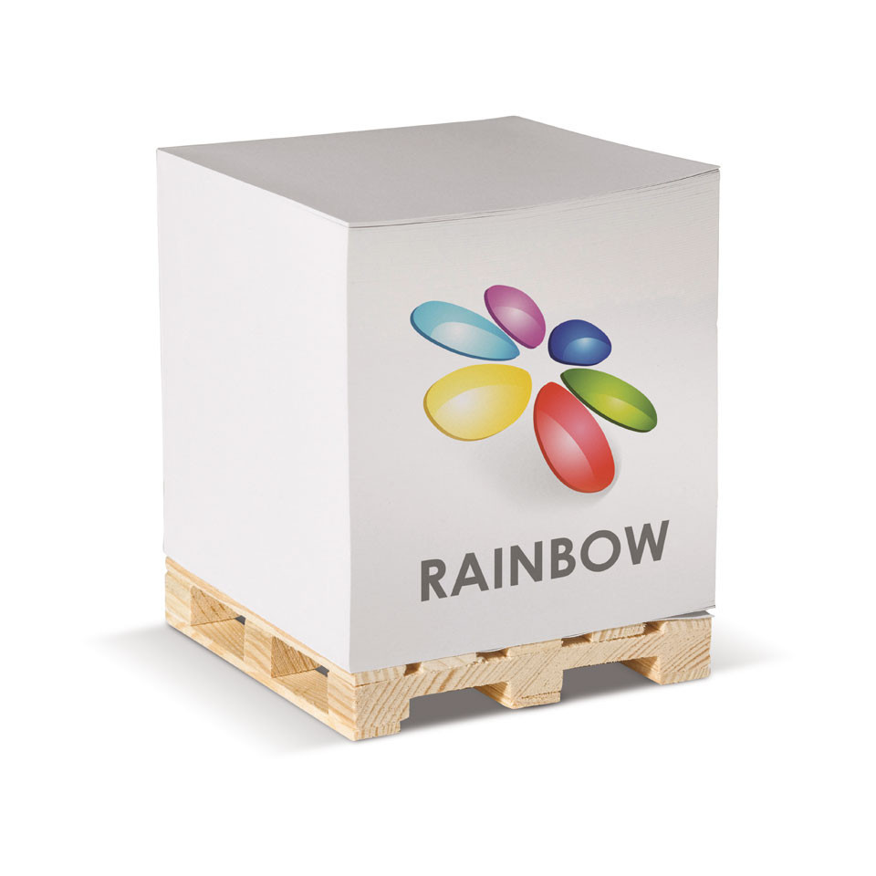 Cube de papier publicitaire sur palette