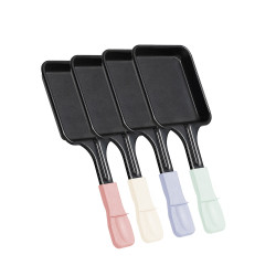 Lot publicitaire de 4 caquelons à raclette