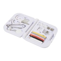 Kit couture personnalisable de voyage dans un étui ABS recyclé