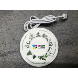 Chargeur à induction publicitaire fabriqué en France USB et type C Fast Charge recyclé Green Desk