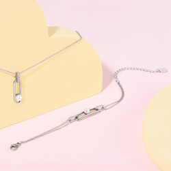Bracelet publicitaire Apolline Cacharel