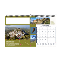 Calendrier personnalisé fabriqué en France 13 feuillets Randonnée du monde grand format