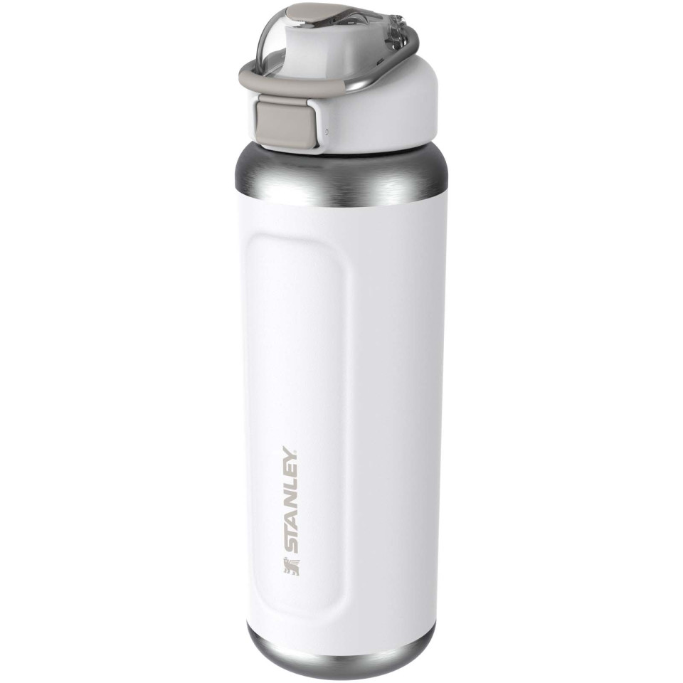 Bouteille publicitaire d'eau isolée en acier inoxydable recyclé Stanley Classic Wellspring 710 ml