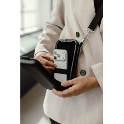Étui publicitaire de voyage rigide Swiss Peak OSLO RCS pour smartphone
